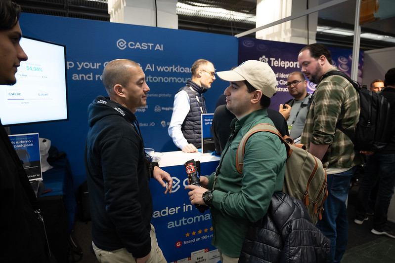 Échanges sur un stand Devoxx France
